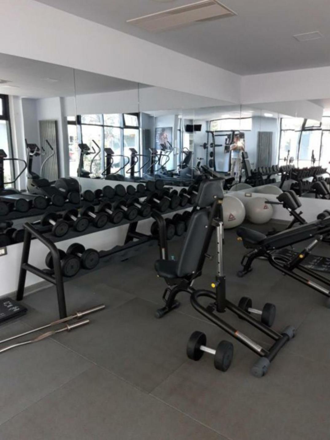 Năvodari Alezzi Luxury Apartment Spa Resort Piscina Incalzita Sauna Parking מראה חיצוני תמונה